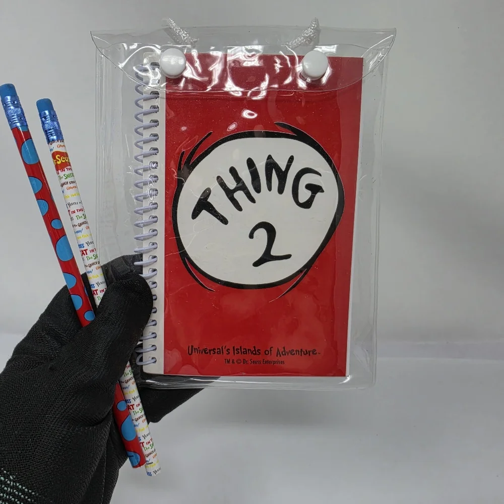 Universal Island of Adventure Thing 1 & 2 Souvenir Notebook Notepad Pen 6 x 4